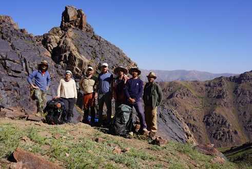 The process of modern research of petroglyphs in the Kyzildara gorge of the Chotkal mountain range