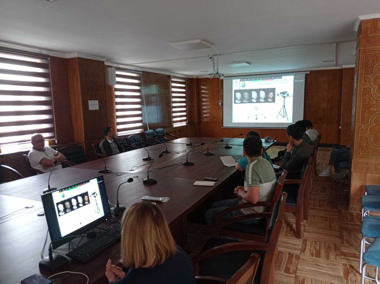 Three-dimensional modeling in archaeology