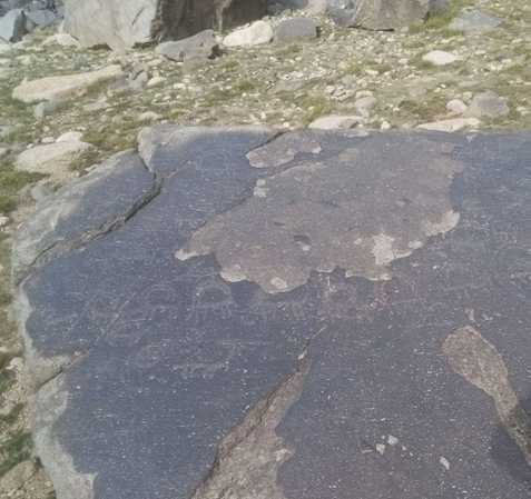 PAINTINGS OF GHELON KOYATOSH