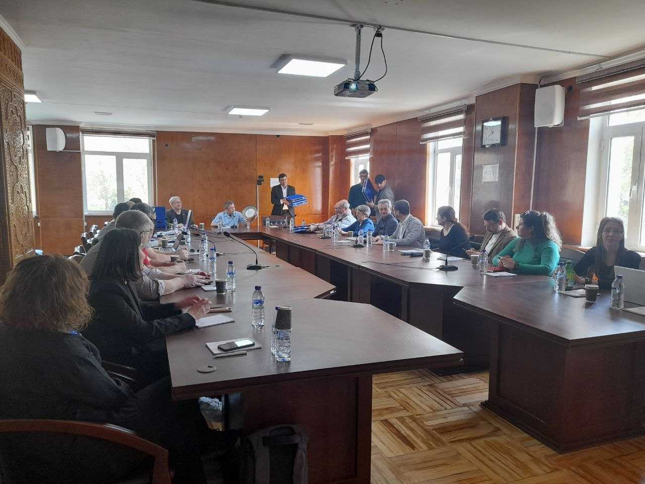 At the National Archaeological Center of the Academy of Sciences of the Republic of Uzbekistan, an international scientific seminar on the topic "In Search of Stars: Development of the Central Asian middle Stone Age" was held. 